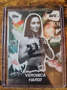 2024 Topps UFC NYC Veronica Hardy New York Graffiti #GA-8 Flyweight - Picture 1 of 2