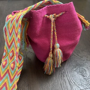 Wayuu Mochila Colombian Bucket  Bag Woven Pink - Picture 1 of 7