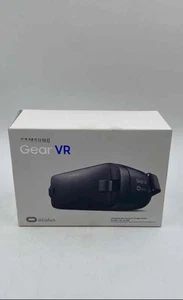 Samsung Gear VR SM-R323 Oculus Black Smartphone Virtual Reality Headset - Picture 1 of 7