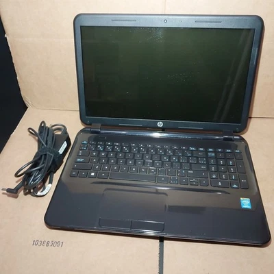 HP 15-D038CA 15.6" Laptop 8GB DDR3 + Charger *Powers On No Display For Parts* - Image 1 of 4