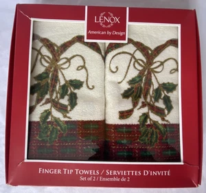 Lenox Set of 2 Holiday Nouveau Christmas Finger Tip Towels Holly & Berries NEW - Picture 1 of 7