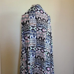 GEO ETHNIC TRIBAL Black/Lilac/White Chevron Rayon Challis, Fabric By The Yard - Picture 1 of 5