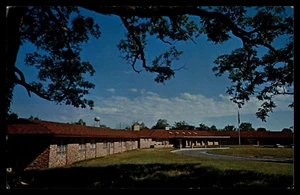 Vintage Postcard MO, Kansas City - Consumers Cooperative Association School - Picture 1 of 2