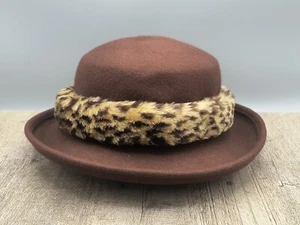 Vintage women’s 100% wool bowler style hat leopard detail winter fall brown tan - Picture 1 of 7