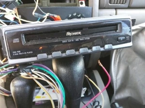 Pioneer CDX-PD6 Priemier 6 Disc In Dash Changer - Picture 1 of 12