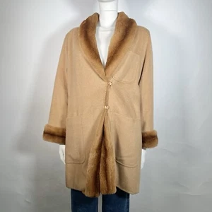MAX MARA Vintage Coat IT 38 UK 10-12 Beige Camel Hair Mink Fur Trim & Cuff Lined - Picture 1 of 11