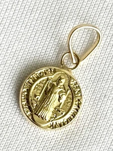 18k solid yellow gold Saint Benedict medal pendant Handmade - Picture 1 of 7