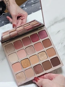 Tarte Tartelette JUICY EyeShadow Palette (20 Shades) - Picture 1 of 10