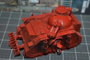 Deimos Pattern Predator Tank Forge World Warhammer 40k FW rot bemalt - Bild 1 von 10
