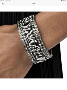 Paparazzi Zi Bracelet After Party Powerhouse Hematite Rhinestone - Picture 1 of 5