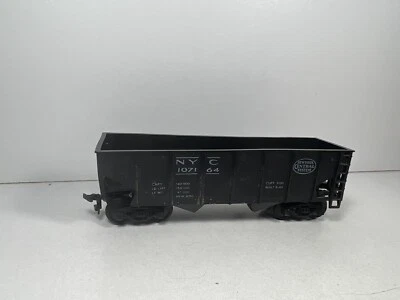 Fleischmann HO New York Centeral 2-Bay Hopper Car NYC 320835 Freight Train Car - Image 1 of 4