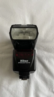 Nikon SB-700 Speedlight Flash – Excellent Condition - Image 1 of 4