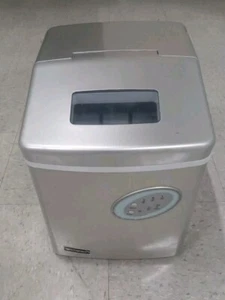 Emerson IM90T Portable Countertop 26 lbs Ice Maker Refrigerator. - Picture 1 of 7