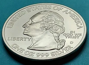 Minnesota 2005 1 oz. silver round w/ loon, boat, 10,000 lakes - Picture 1 of 6