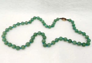 Antique China Export 23" Green Jade Necklace 8mm-10mm Beads SILVER clasp - Picture 1 of 8