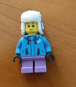 LEGO City minifigure ragazza cty1080 gambe corte set 60235 - 60203 - Foto 1 di 2