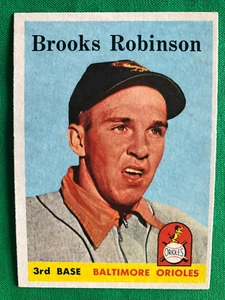 Topps Brooks Robinson 1958 #307 sin precio base+ - Imagen 1 de 2