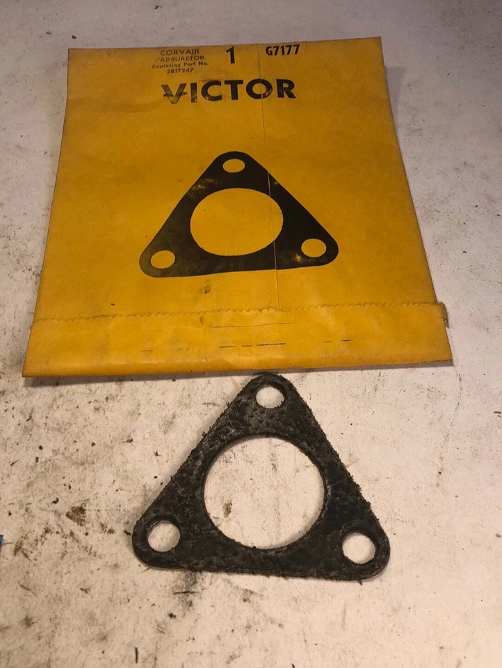 1962-1965 Chevrolet Corvair carburetor gasket Victor G7177 3817247 - Image 1 of 3