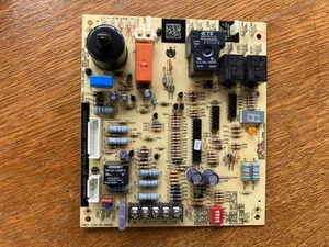 Rheem Ruud 62-104058-02 Furnace Control Circuit Board 1194-200. READ DESCRIPTION - Picture 1 of 6
