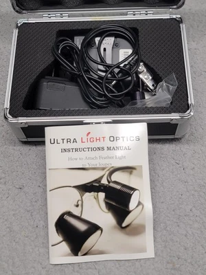 Ultra Luz Óptica Pluma Luz LED Lupa Faro Cargador Batería Estuche LEER Foto 1 de 4