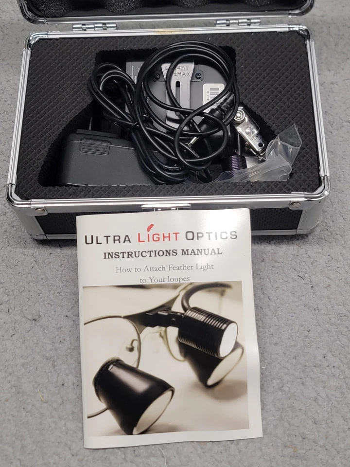 Ultra Luz Óptica Pluma Luz LED Lupa Faro Cargador Batería Estuche LEER Foto 1 de 4