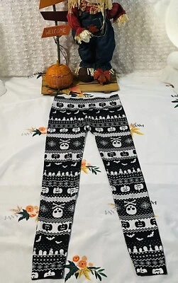NUEVO SIN ETIQUETAS Leggings Supersuaves No Boundaries Talla Pequeña 3/5) Blanco y Negro ¡Halloween! Foto 1 de 4