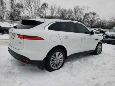 Jaguar F-Pace 2018 2,0 L diésel 98 k millas Foto 1 de 4