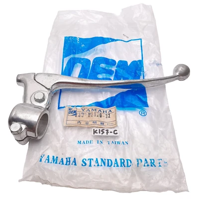 Yamaha AT1 DT1 CT1 YZ80 DS6 DS7 CS5 LS2 Front Brake Perch lever P/N 233-82920-32 - Imagem 1 de 4