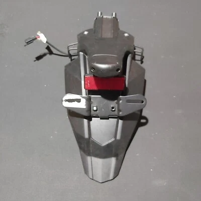 GENUINO KAWASAKI Z800 2013-16 SOPORTE PARA MATRÍCULA TRASERA E INDICADORES DE ESTANCIA C/W Foto 1 de 4