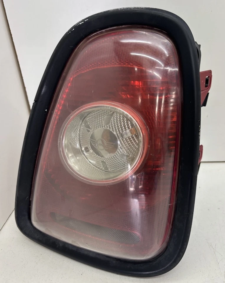 MINI COOPER S R56 2007-2010 luz trasera lateral derecha pasajero OEM Foto 1 de 4