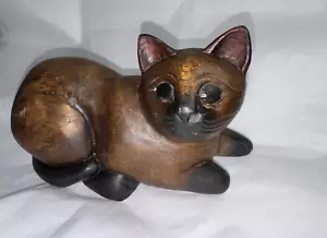 Wooden Cat Carving one piece wood-carved cat kitty cat kitten VINTAGE - Picture 1 of 7