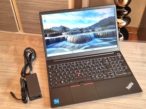 Ordinateur PORTABLE LENOVO E15 gen 2 I5 1135G7 8 Go RAM 512 Go SSD FHD (2) - Photo 1/9