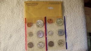 1959 MINT SET TYPE 2 HALF & B QUARTER - Picture 1 of 17