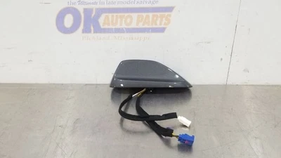 21 2021 JEEP GRAND CHEROKEE WL OEM ROOF MOUNTED SHARK FIN ANTENNA 7EC80WASAA - Image 1 of 4