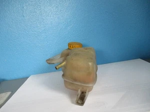 Behälter Kühlwasser -Ausgleichsbehälter  OPEL ASTRA F CARAVAN  90351852 (B042) - Bild 1 von 4
