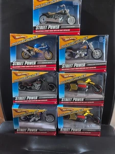 Hot Wheels Moto Rollin’ Thunder 1:18 scale Motorcycle Purple 2008 Mattel - Picture 1 of 1
