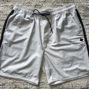 RIP CURL VAPORCOOL Mens Boardshorts Sz M Medium Volley Swimwear Board Shorts - Picture 1 of 22