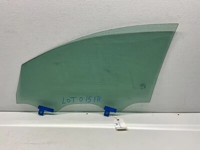 2015-2017 CHRYSLER 200 FRONT RIGHT PASSENGER SIDE DOOR WINDOW GLASS, OEM LOT015 - Image 1 of 4