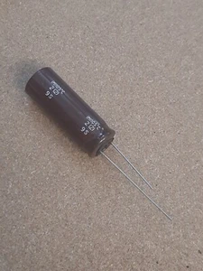 Nippon LXF 680µF 50V 20% 105°C *2 Stück* *NOS* - Picture 1 of 4