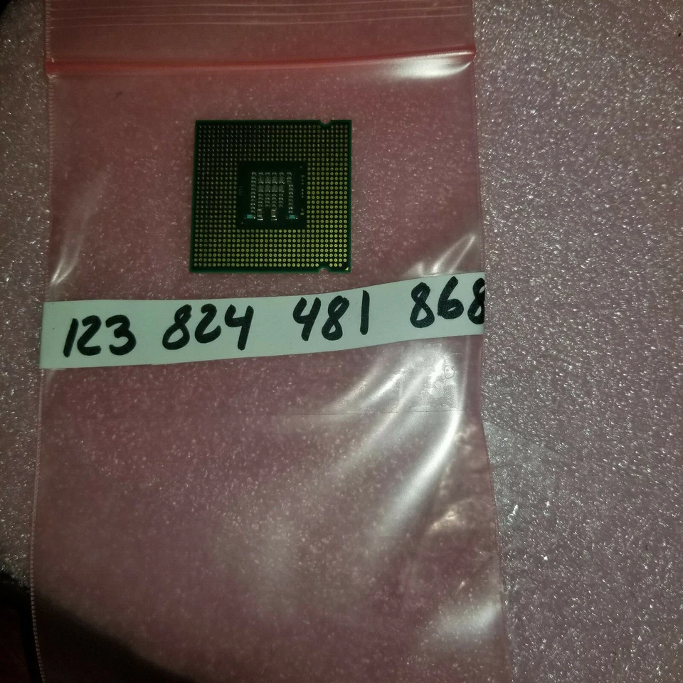 STEP CODE: SLGTJ (Intel Pentium E5500) AT80571PG0722ML  SOCKET 775  - Image 1 of 1