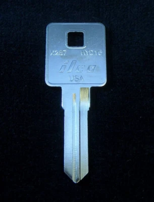 HYD15 HARLEY DAVIDSON SPORTSTER LLAVE DE ENCENDIDO en blanco 2012-2020 código "B" 1200 883 Foto 1 de 4