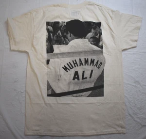 Camisa Muhammad Ali Para Hombres Muhammad Ali Conferencia de Prensa Gráfica Crema Nueva Grande - Imagen 1 de 5