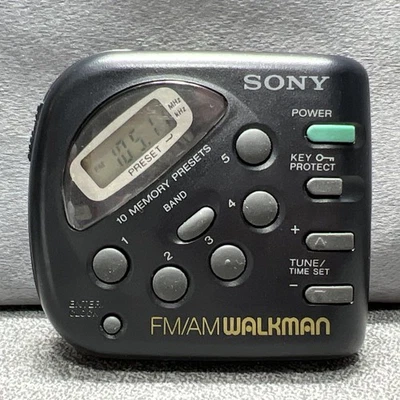 Vintage Sony Walkman SRF-M32 FM/AM Radio 10 voreingestellte digitale Tuner Gürtelclip getestet - Bild 1 von 4