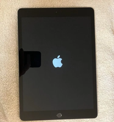 Apple iPad (8th Generation) -128GB- Space Grey Wi-Fi In Working Condition 🍎￼ - Image 1 of 4