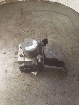 Conjunto de actuador y bomba de pieza de freno antibloqueo VIN F se adapta a 10-11 CAMRY 1245292 Foto 1 de 4