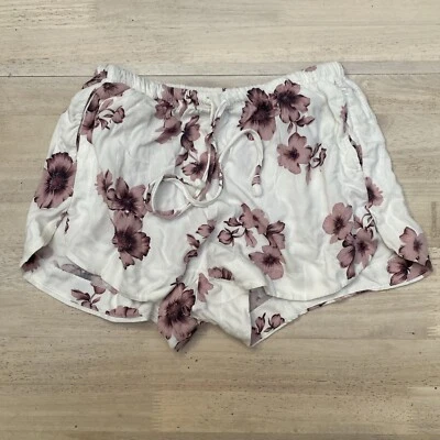 Brandy Melville Women's Summer Floral Shorts One Size Pockets Drawstring - Image 1 of 4