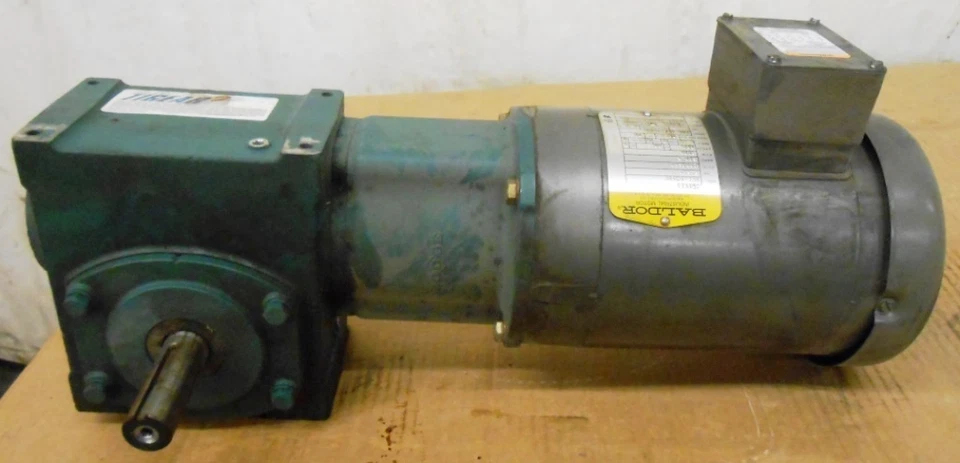 BALDOR INDUSTRIAL MOTOR, VM3554, 1.5 HP, DODGE TIGEAR 2, REDUCER, 26S20L, 20:1 - Image 1 of 1