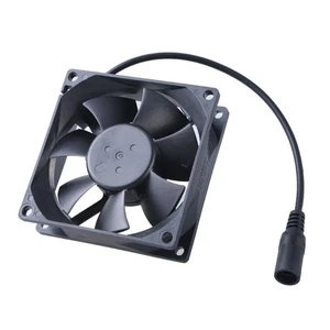 80mmx80mmx25mm 8025 12V Brushless Cooling Fan Bearing System 5.5x2.1mm Port - Afbeelding 1 van 8