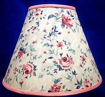 Pantalla Rosas Rosas Hecha a Mano Pantalla de Lámpara Foto 1 de 2
