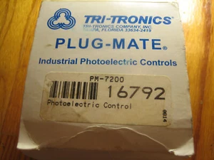 Tri-Tronics Plug-Mate PM-7200, photoelectric control - Picture 1 of 5